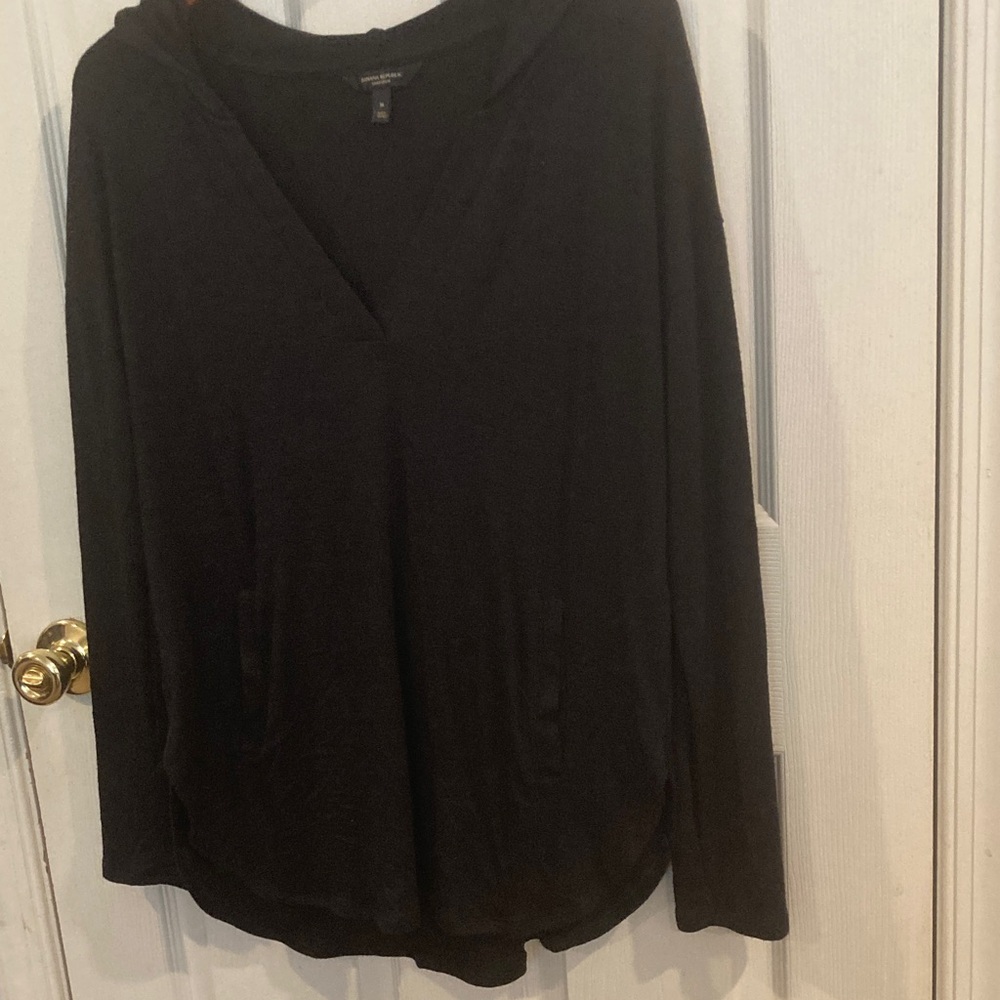 Banana Republic Luxespin Black Fine Gauge Knit Hoodie with Pocket